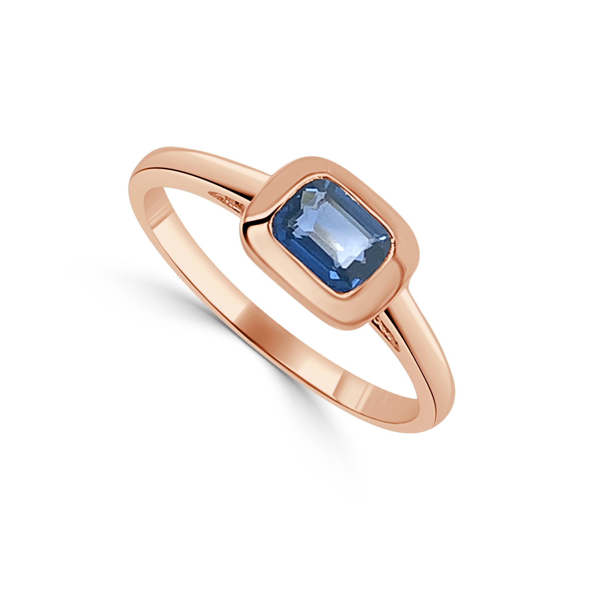 14k Gold & Blue Sapphire Ring