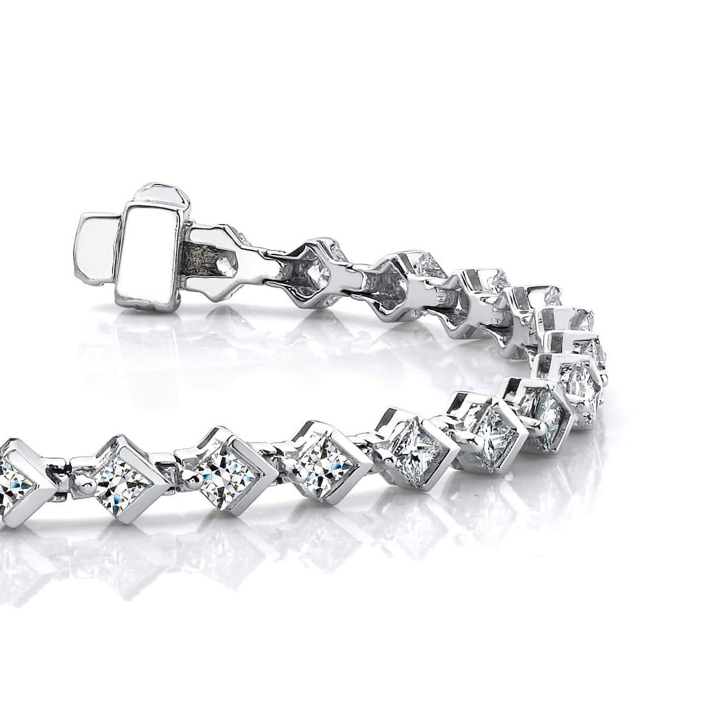 Half Diamond Link Diamond Bracelet